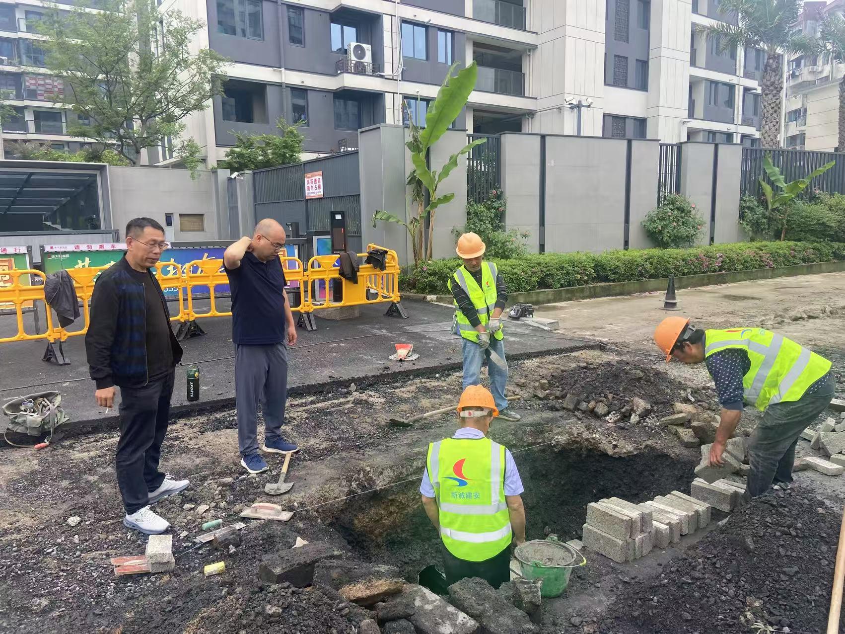 堅守一線保進度 嚴密巡查護安全——城建投公司“五一”期間全力護航工程項目建設?