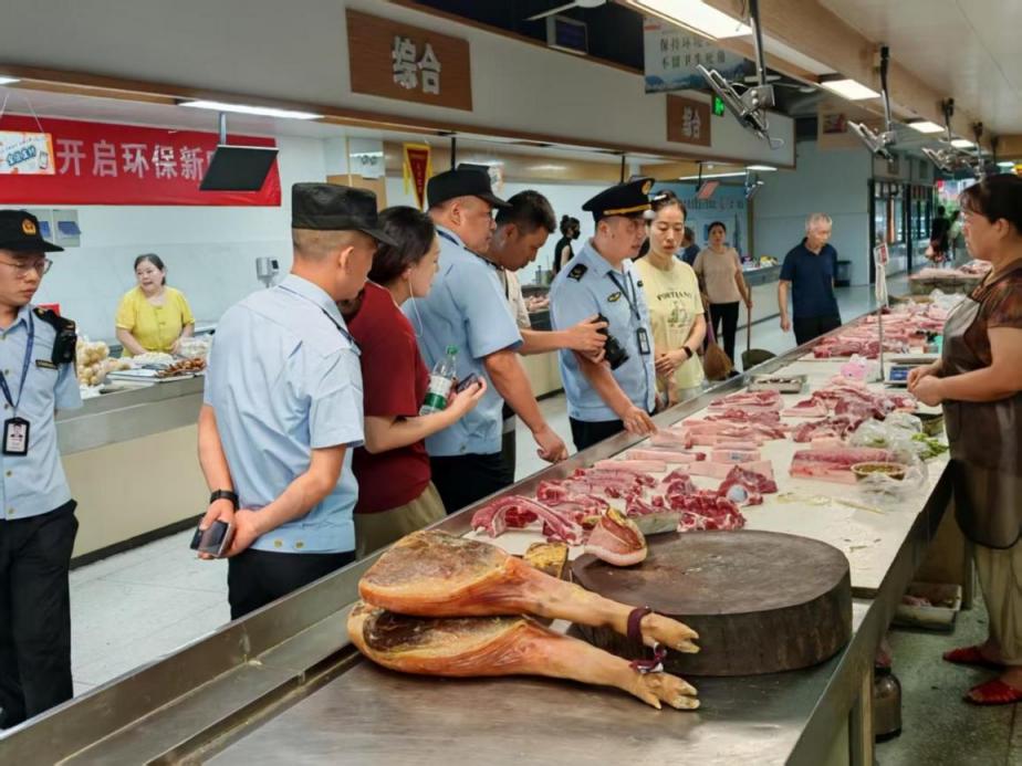 強(qiáng)化監(jiān)督多措并舉筑牢菜市場(chǎng)食品安全防線(xiàn)